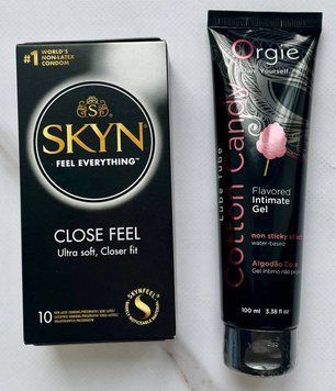 Набор Skyn ​​Close Feel 10 шт. - Лубрикант ORGIE LUBE TUBE сахарная вата, 100 мл SOS2927 фото