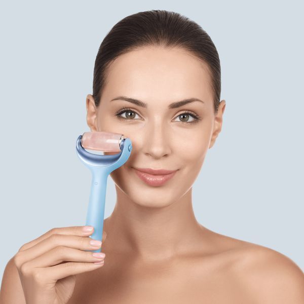 Роллер для игловой мезотерапии лица и тела GESKE MicroNeedle Face&Body Roller 9в1 aquamarine HB0215 фото