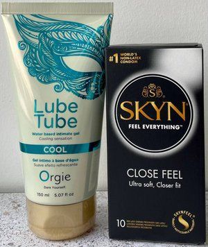 Комплект SKYN Close Feel 10 штук + LUBE TUBE COOL, 150 мл ORGIE  SOS1112 фото
