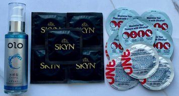 Набір SKYN Original 5шт + ONE UltraFeel 5шт + Лубрикант охолоджуючий OLO 60 мл SOS3566 фото