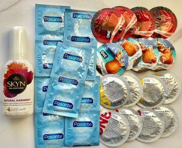 Набір з 26 штук ONE Flavor Waves, Studs, Ribs - PASANTE Cooling + Лубрикант SKYN NATURAL HARMONY, 80 мл SOS1456 фото