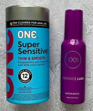 Комплект ONE Super Sensitive Pack 12 шт - Лубрикант EXS Choco Lube 100 мл SOS2604 фото