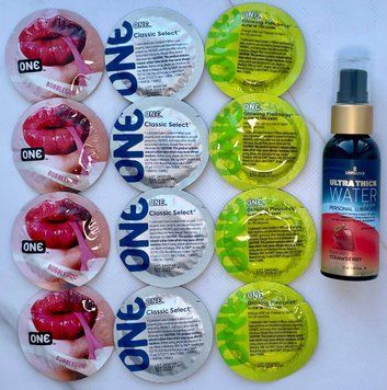 Набор 12 шт ONE Classic, Flavor Waves, Glowing Pleasures + Sensuva Ultra-Thick Water-Based Strawberry (57 мл) SOS3961 фото