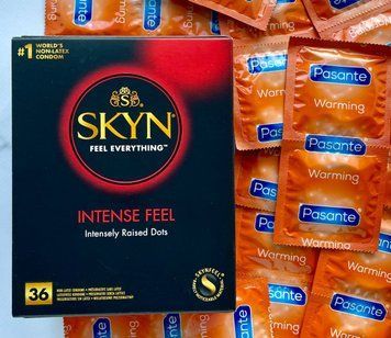 Набор Skyn Intense feel 36 шт + Pasante Warming 20 шт  SOS1165 фото