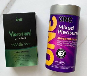 Набор ONE Mixed Pleasures 12 шт. + Жидкий вибратор Intt Vibration Ganjah (15 мл) SOS2060 фото