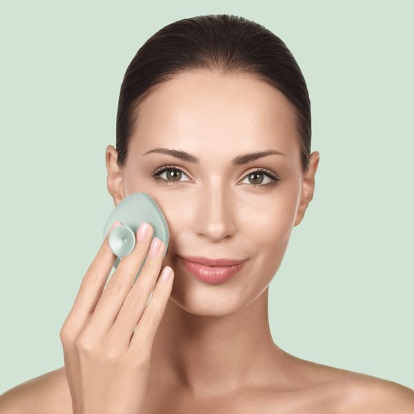Щетка для лица GESKE Facial Brush 4в1 с держателем green HB0063 фото
