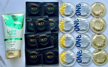 Набор из 22 штук One, Skyn ​​+ лубрикант LUBE TUBE NATURE, 150 мл ORGIE SOS4013 фото