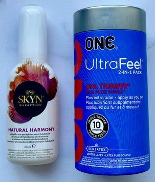Комплект ONE UltraFeel 2-in-1 10 шт - Лубрикант SKYN NATURAL HARMONY, 80 мл SOS3323 фото