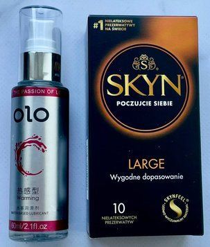 Комплект SKYN Large 10 шт - Лубрикант зігріваючий OLO 60 мл SOS3306 фото