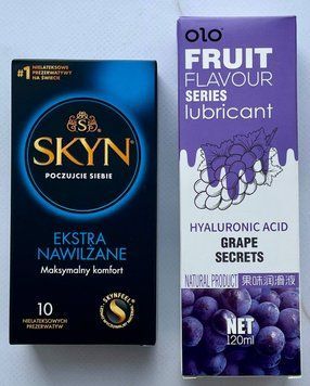 Набір SKYN Extra Lube 10 шт + Гель-лубрикант виноград 120 мл OLO SOS3724 фото