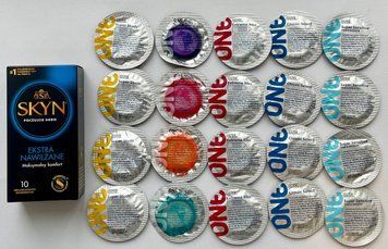 Набор 30 штук SKYN Extra Lube + ONE Super Studs, Color Sensations, Extreme Ribs, Classic, Super Sensitive SOS2214 фото