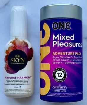 Комплект ONE Mixed Pleasures 12 шт - Лубрикант SKYN NATURAL HARMONY, 80 мл SOS3325 фото