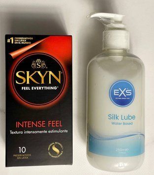 Комплект 10 шт SKYN Intense Feel - Лубрикант EXS Aloe vera silk lube 250 мл SOS1615 фото