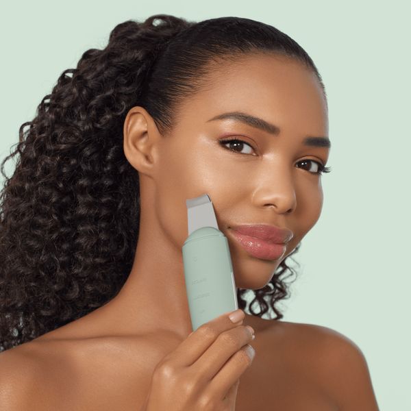 Микротоковый скраббер для кожи и устранение черных точек GESKE MicroCurrent Skin Scrubber&Blackhead Remover 9в1 green HB0151 фото