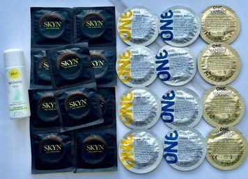 Набор из 22 штук One, Skyn ​​+ лубрикант pjur Woman Aloe (30 мл) SOS4018 фото