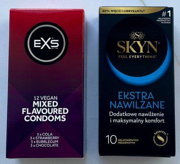 Набір резинок Skyn Extra Lube 10 шт - EXS Mixed Flavoured 12 шт SOS3128 фото