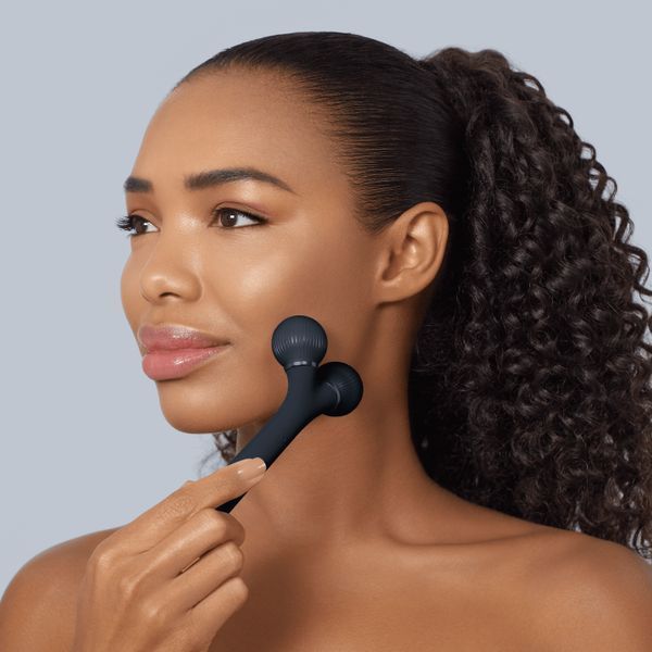 Электронный ультразвуковой ролик для лица GESKE Sonic Facial Roller 4в1 black HB0179 фото
