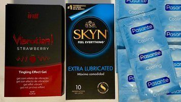 Комплект 20 шт Skyn ​​Exstra Lube-Pasante Cooling + Жидкий вибратор Intt Vibration Strawberry (15 мл) SOS1519 фото