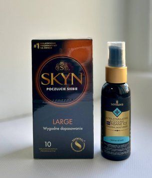 SKYN Large &mdash; 10 шт и Лубрикант Sensuva - Ultra-Stimulating & Cooling On Insane Ice 57 ml SOS1043 фото