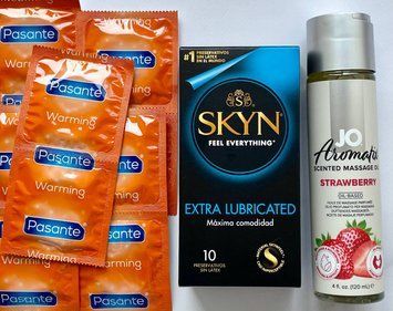 Набір 20 шт Skyn Exstra Lube- Pasante Warming + System JO Aromatix Strawberry 120 мл SOS1670 фото