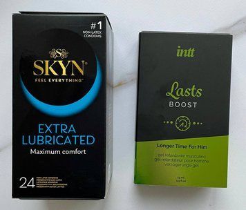 Набір SKYN Extra Lube 24 шт - Пролонгатор для чоловіків Intt Lasts (15 мл) SOS2811 фото