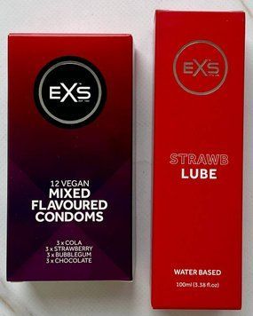 Набор EXS Mixed Flavoured 12 шт + Лубрикант EXS Strawberry Lube Water Based 100 мл SOS3233 фото