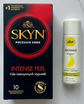 Набір SKYN Intense Feel 10 шт + Лубрикант pjur Woman Vegan 30 мл SOS2022 фото