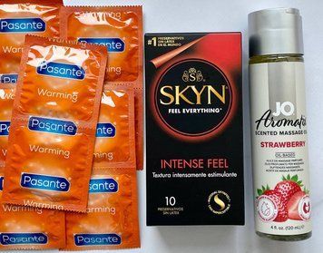 Набір 20 шт SKYN Intense Feel - Pasante Warming + System JO Aromatix Strawberry 120 мл SOS1672 фото