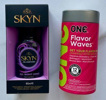 КОМПЛЕКТ ONE Flavor Waves 12 шт + Лубрикант на силіконовій основі SKYN ALL NIGHT LONG, 80 мл SOS1228 фото