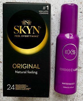Комплект SKYN Original 24 шт + EXS Choco Lube Water Based 100 мл SOS1079 фото