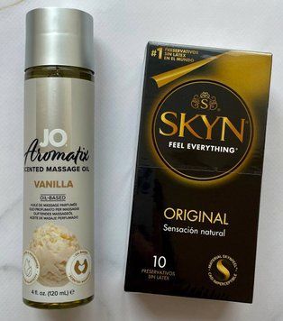 Комплект SKYN Original 10 шт + Натуральна масажна олія System JO Aromatix 120 мл SOS1180 фото