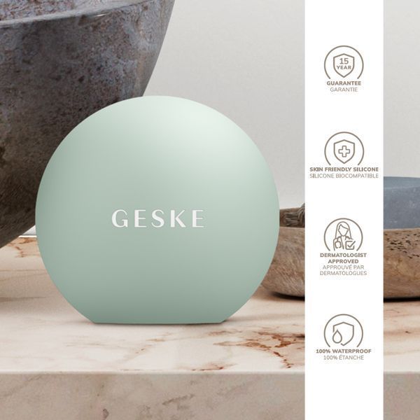 Устройство для увеличения объема губ GESKE Lip Volumizer&Booster 4в1 Small green HB0223 фото