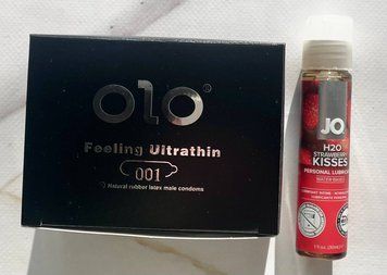 Комплект OLO Feeling Ultrathin 001 (10 шт) + Смазка System JO H2O - Strawberry Kiss (30 мл) SOS2147 фото