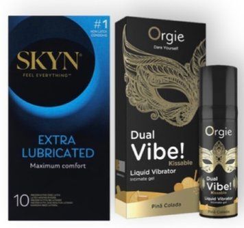 Skyn Exstra Lube 10 штук + DUAL VIBE!, 15 мл Orgie pina colada SOS6989 фото