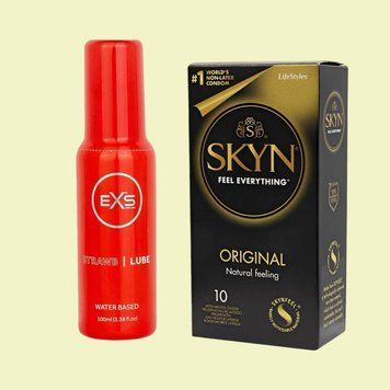Набор SKYN Original 10 шт и Лубрикант EXS Strawberry  Lube Water Based 100 мл SOS4364 фото