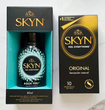 Набор Skyn Original 10 шт + Лубрикант SKYN AQUA FEEL 80 мл  SOS2075 фото