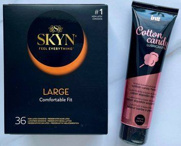 Набор SKYN Large, 36 шт. + Лубрикант на водной основе Intt Cotton Candy (100 мл) SOS1181 фото
