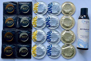 Набор из 20 штук One, Skyn ​​+ лубрикант ALL-NATURAL Acqua, 150 мл Orgie SOS4028 фото