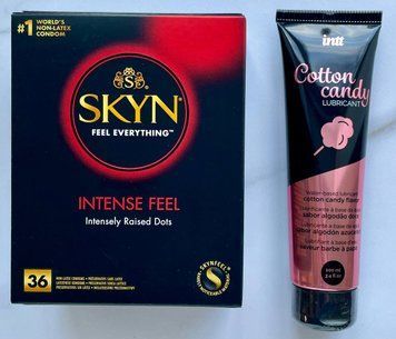 Набор Skyn ​​Intense feel 36 шт. + Лубрикант на водной основе Intt Cotton Candy (100 мл) SOS1182 фото