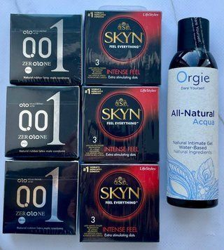 Набор 18 шт OLO Feeling Ultrathin 001 + Skyn ​​Intense Feel + Лубрикант ALL-NATURAL Acqua 150 мл Orgie SOS3779 фото