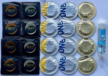 Набор из 20 штук One, Skyn ​​+ лубрикант System JO H2O Original (30 мл) SOS4029 фото