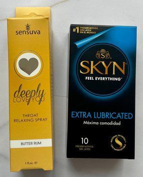Набор Skyn Exstra Lube 10 шт + Спрей Sensuva Deeply Love You Butter Rum (29 мл) SOS1428 фото