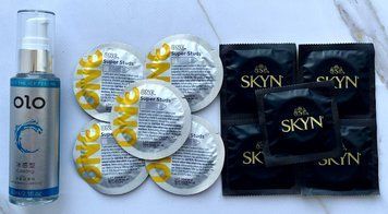 Набір One Super Studs 5 шт + SKYN Original 5 шт + Лубрикант охолоджуючий  OLO 60 мл SOS3488 фото