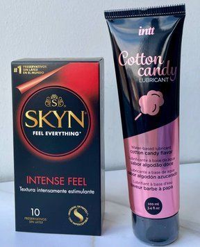Набор SKYN Intense Feel 10 шт. + Лубрикант на водной основе Intt Cotton Candy (100 мл) SOS1185 фото