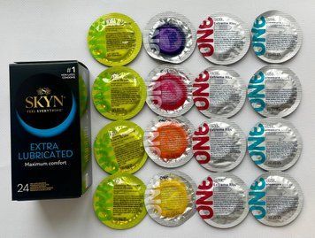 Комплект 40 штук SKYN Extra Lube + ONE Color Sensations, Extreme Ribs, Pleasure plus, Glowing Pleasures SOS2229 фото
