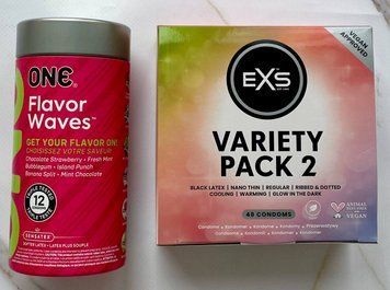 КОМПЛЕКТ резинок ONE Flavor Waves 12 шт - EXS Mixed Variety Pack 2, 48 шт  SOS3140 фото