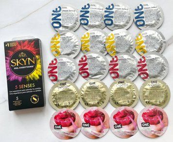 Комплект 25 шт - ONE Super Studs, Classic, Vanish, Extreme ribs, Flavor Waves + SKYN 5 Senses SOS1880 фото