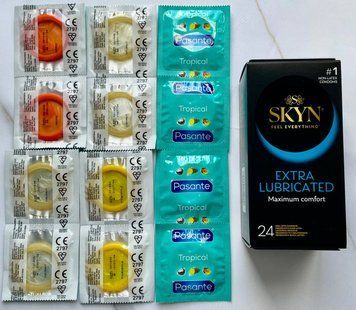 Набор Skyn ​​Extra Lube 24 шт. + Pasante Tropical 12 шт. SOS3040 фото