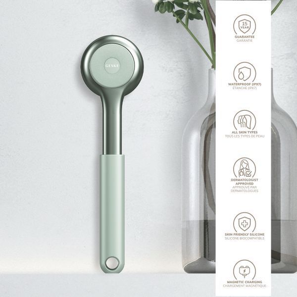 Ультразвуковая щетка для всего тела GESKE Sonic Full-Body Brush&Intensive Exfoliator 8в1 green HB0376 фото