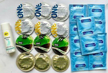 Набір 22 шт ONE Classic, Vanish, Flavor Waves , Super Studs - Pasante Cooling + pjur Woman Nude 30 мл SOS1782 фото